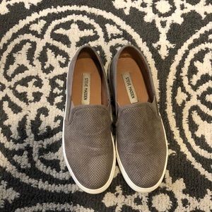 Steve Madden slip ons